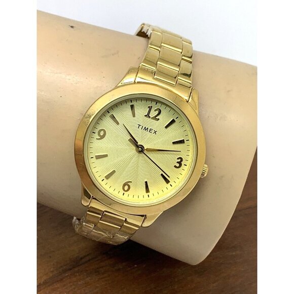 Timex Women's Watch TW2V36000 Quartz Gold Stainless Steel 32mm - Picture 10 of 14